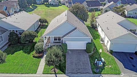 Photo of 1032 Cypress Court, Burlington, WA 98233 (MLS # 2441161)