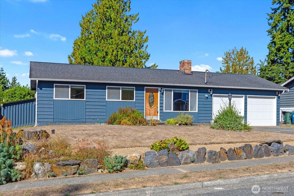 Photo of 6921 188th Place SW, Lynnwood, WA 98036 (MLS # 2434402)