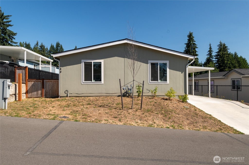 Photo of 23708 Locust Way #64, Bothell, WA 98021 (MLS # 2550830)