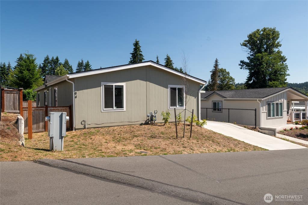 Photo of 23708 Locust Way #64, Bothell, WA 98021 (MLS # 2550830)