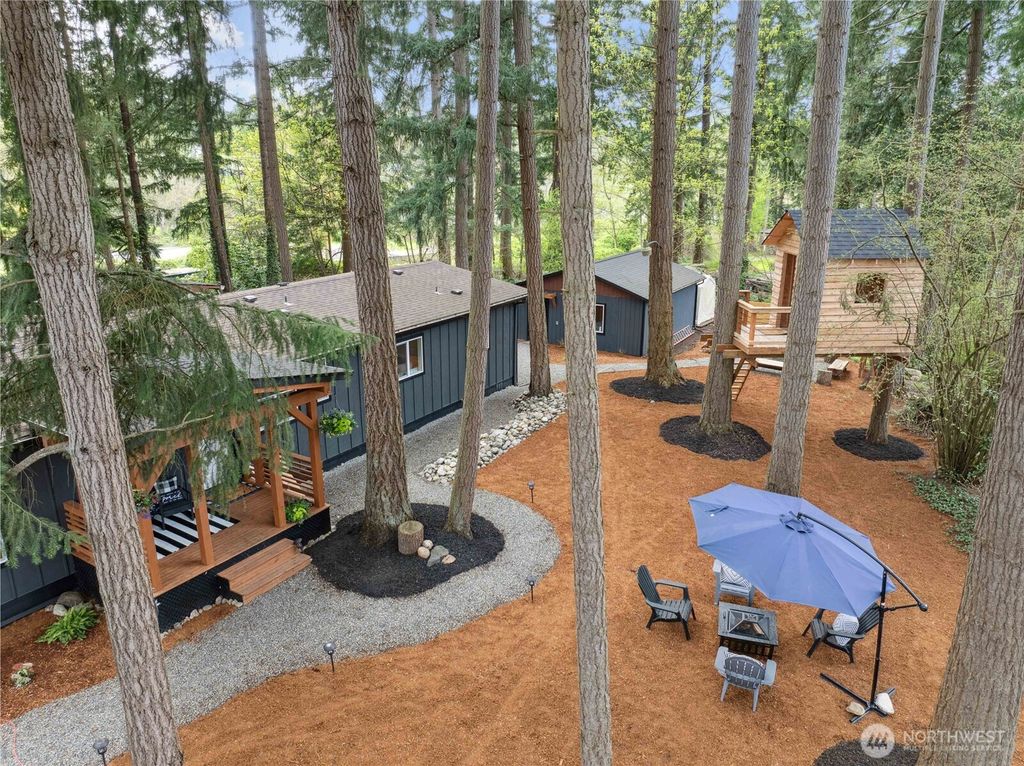 Photo of 31001 38th AVE Ave S, Auburn, WA 98001 (MLS # 2335826)