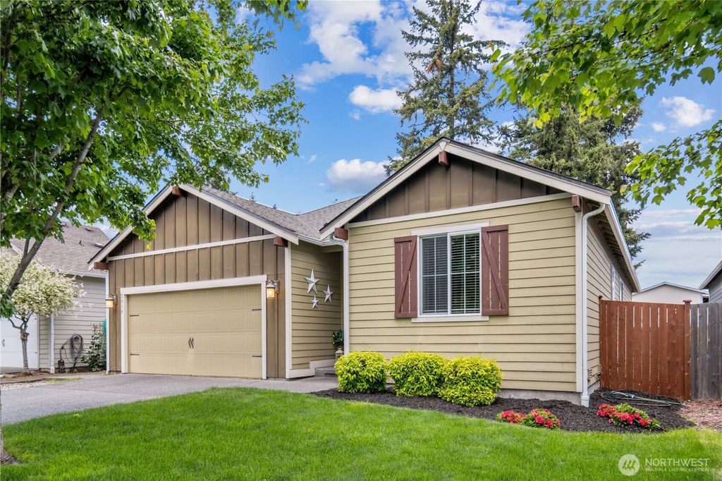 Photo of 2019 184th Street Ct E, Spanaway, WA 98387 (MLS # 2528778)