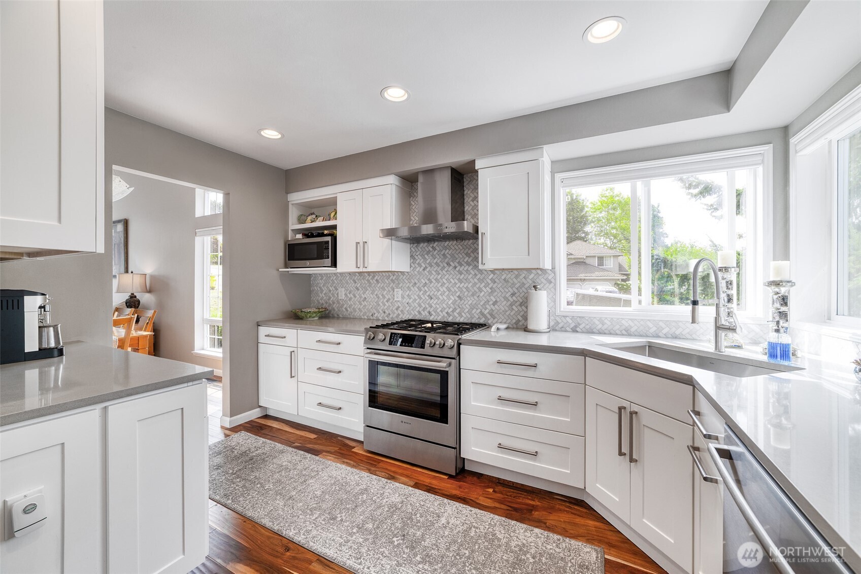 4905 NE 19th Court