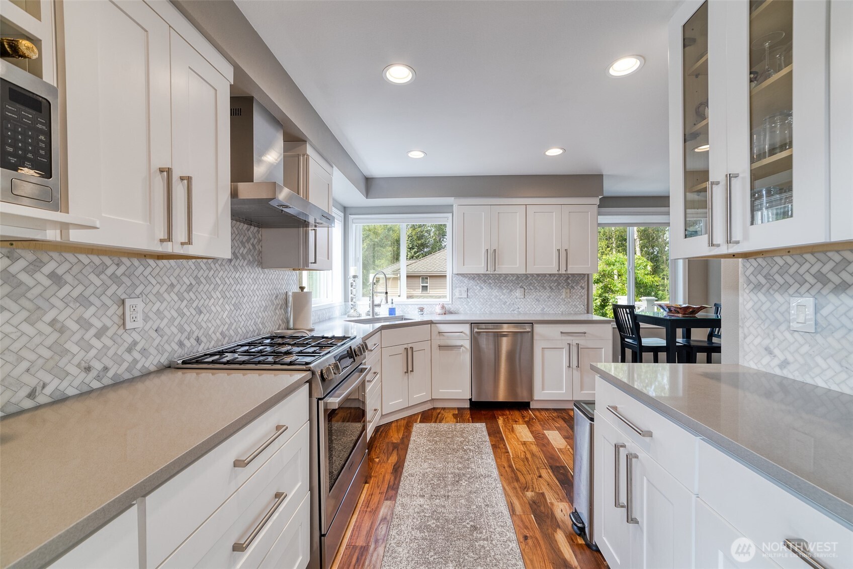 4905 NE 19th Court