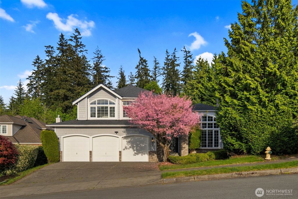 Photo of 5582 166th Place SE, Bellevue, WA 98006 (MLS # 2373449)
