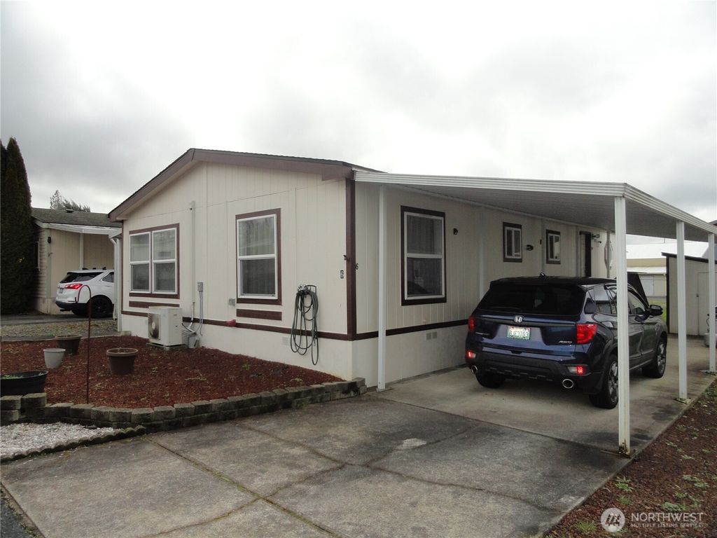 Photo of 222 Maple Avenue NW #Unit 6, Napavine, WA 98565 (MLS # 2482290)
