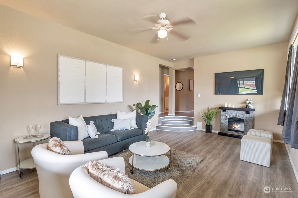 Photo of 5026 College Avenue, Everett, WA 98203 (MLS # 2130756)