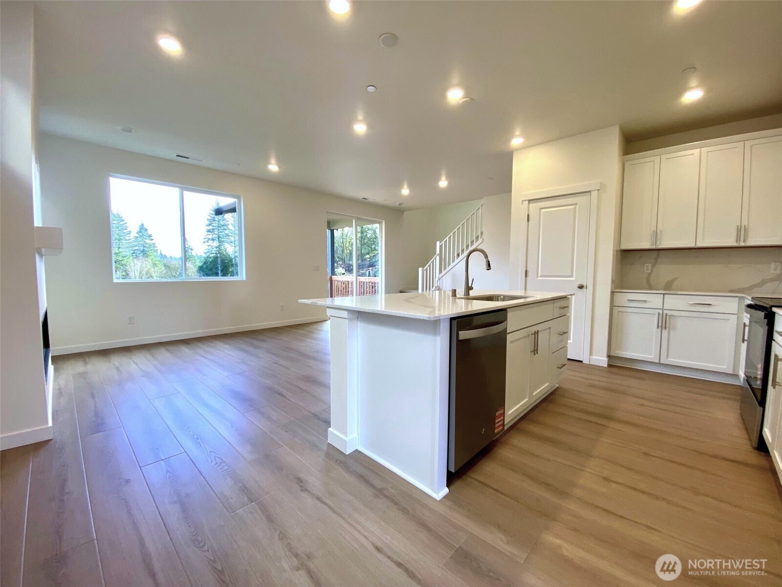 1443 121ST Avenue SE MB 08