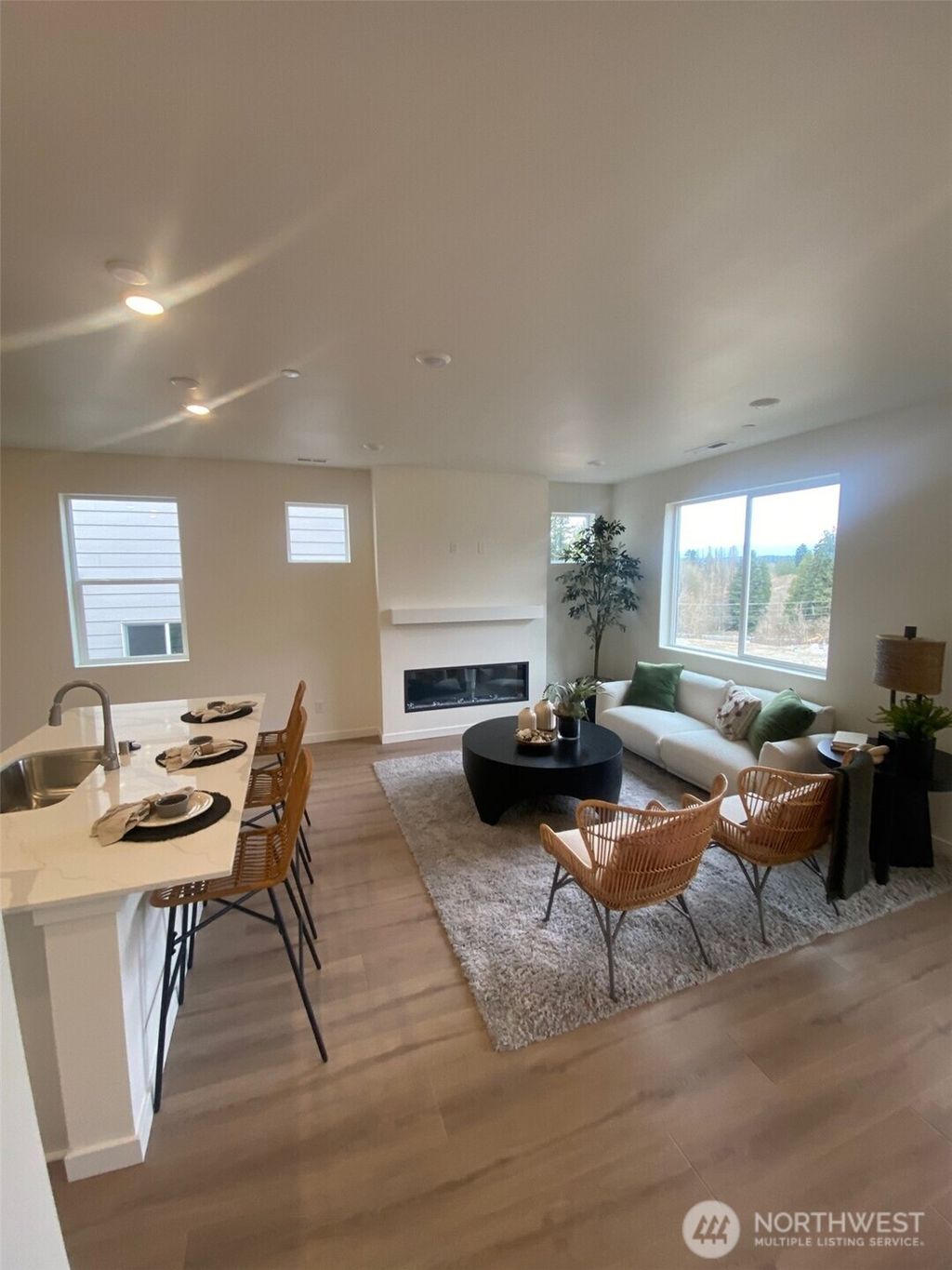 Photo of 1443 121ST Avenue SE #MB 08, Lake Stevens, WA 98258 (MLS # 2382779)