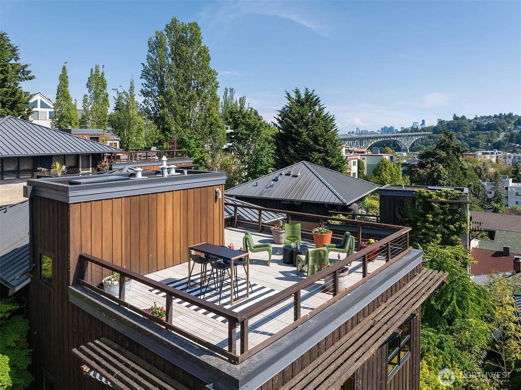 Photo of 3816 B Evanston Avenue N, Seattle, WA 98103 (MLS # 2546317)