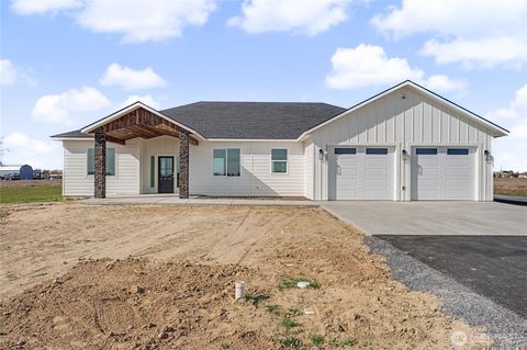 Photo of 2920 NE Rd H, Moses Lake, WA 98837 (MLS # 2489734)
