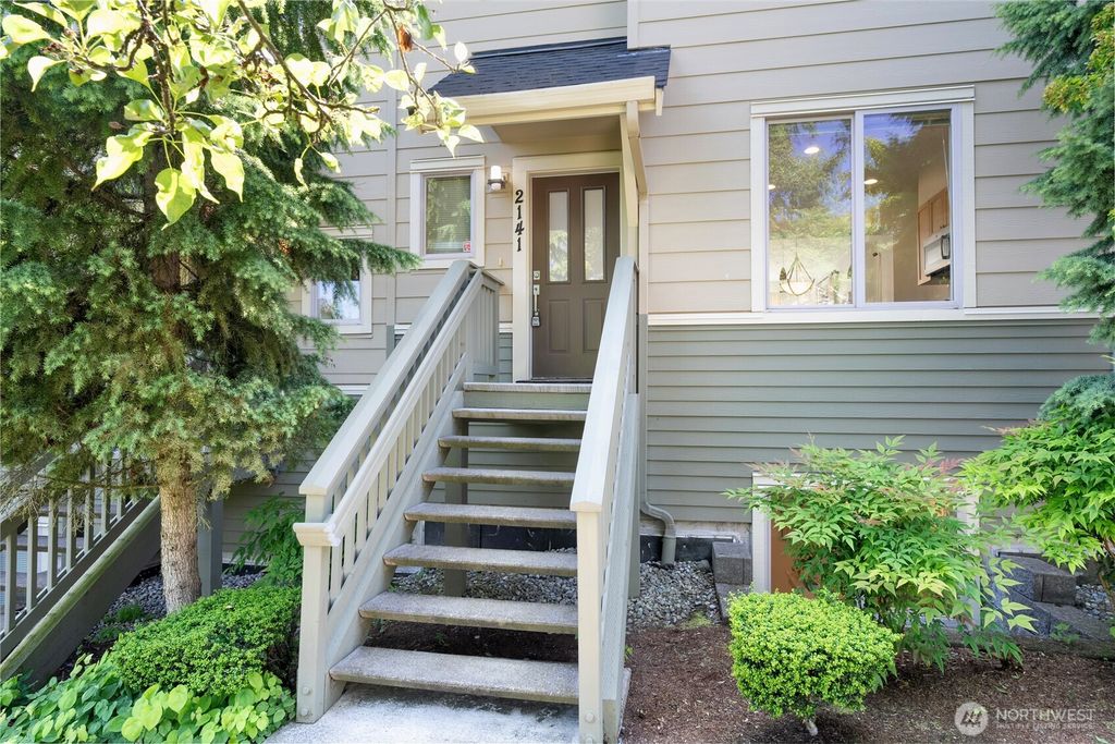 Photo of 2141 NW Boulder Way Drive, Issaquah, WA 98027 (MLS # 2387946)