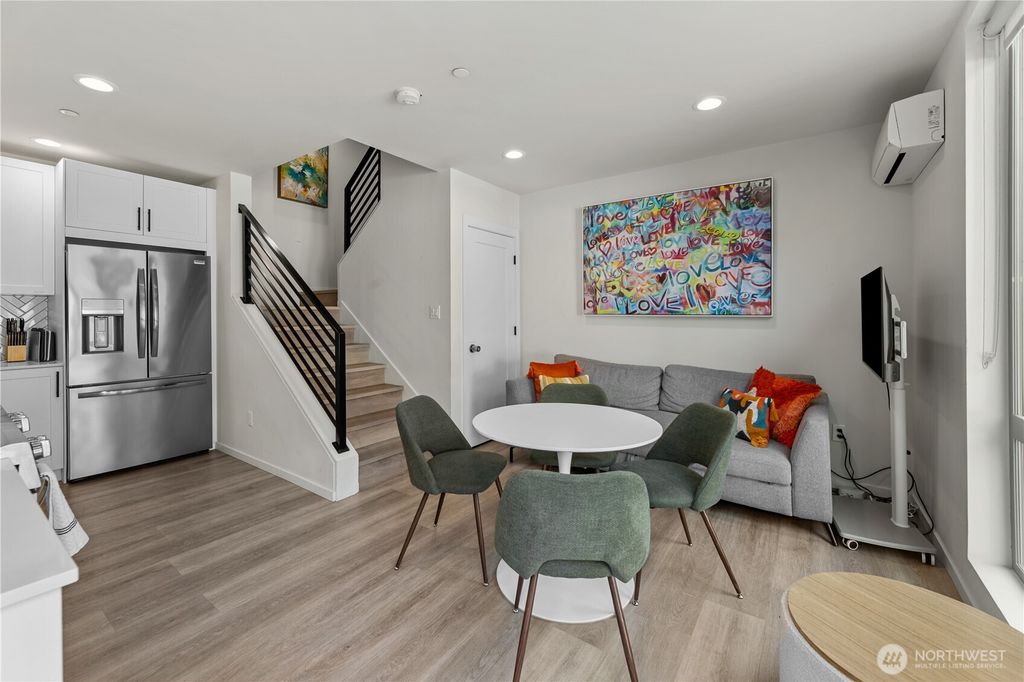 Photo of 1118 16th Avenue #A, Seattle, WA 98122 (MLS # 2519416)