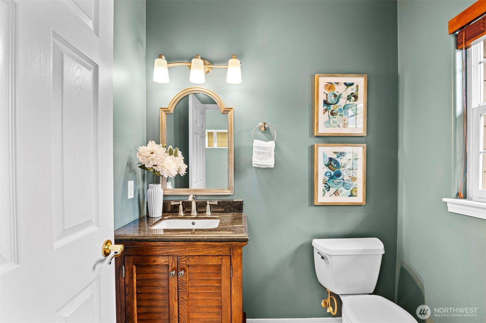 Bellingham, Washington 98229, United States, 3 Bedrooms Bedrooms, ,2 BathroomsBathrooms,Residential,Pending,106678