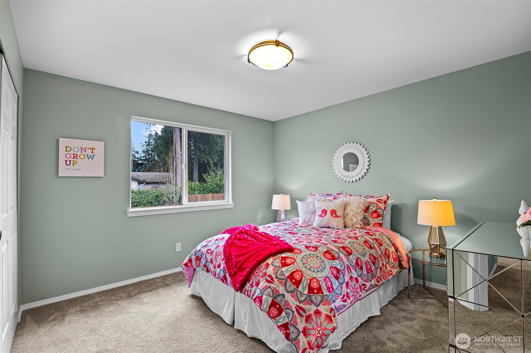 Bellingham, Washington 98229, United States, 3 Bedrooms Bedrooms, ,2 BathroomsBathrooms,Residential,Pending,106678