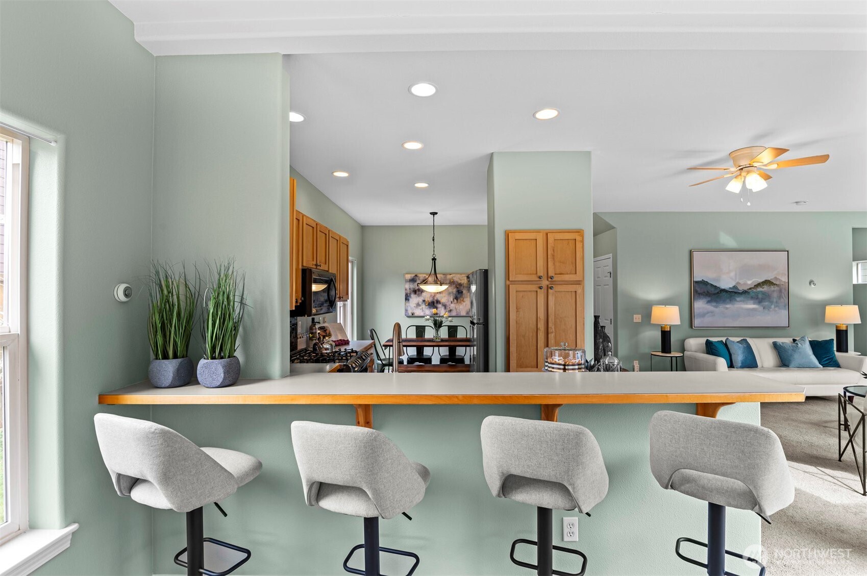 Bellingham, Washington 98229, United States, 3 Bedrooms Bedrooms, ,2 BathroomsBathrooms,Residential,Pending,106678