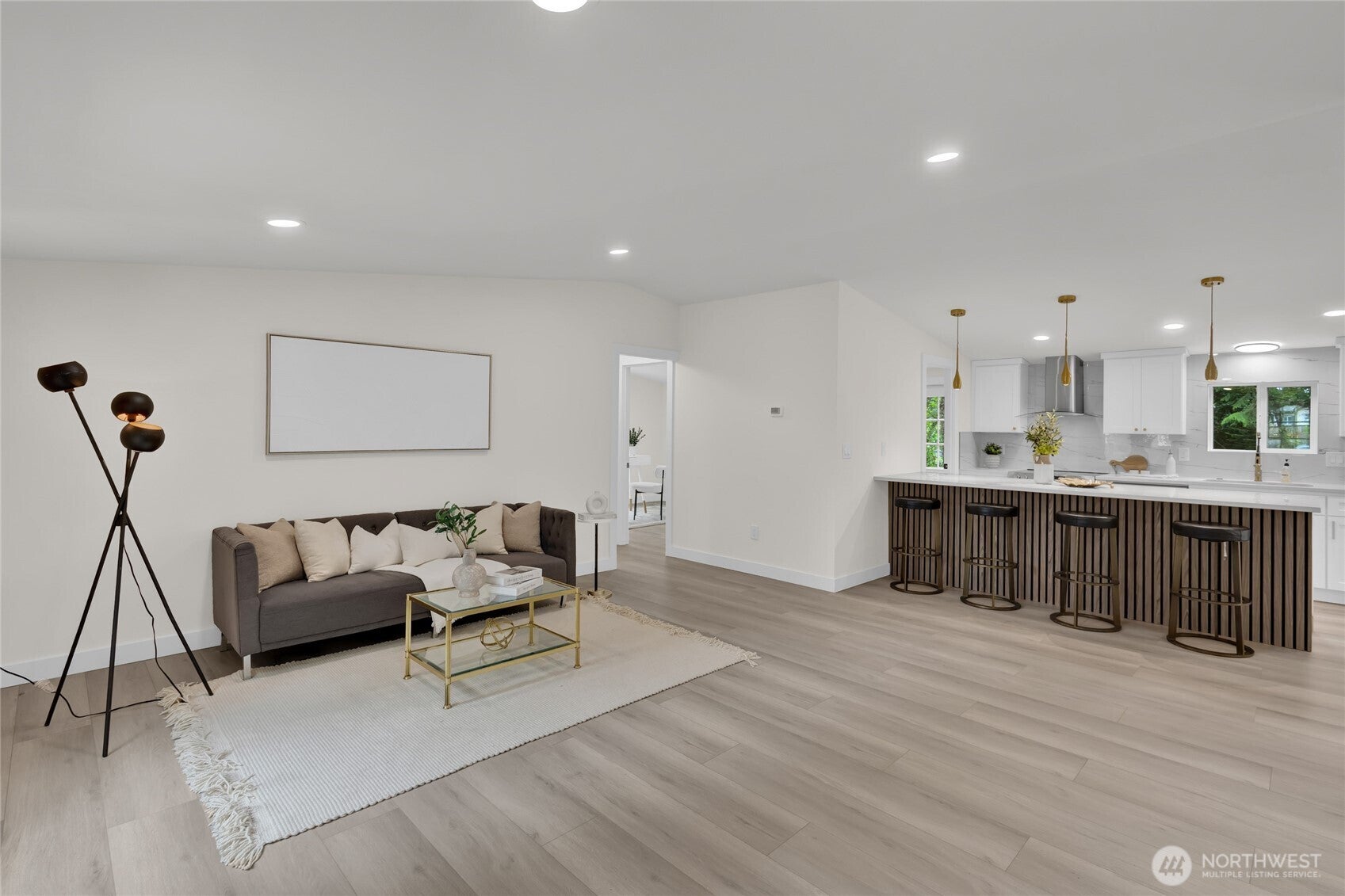 11 NE Davey Jones Court
