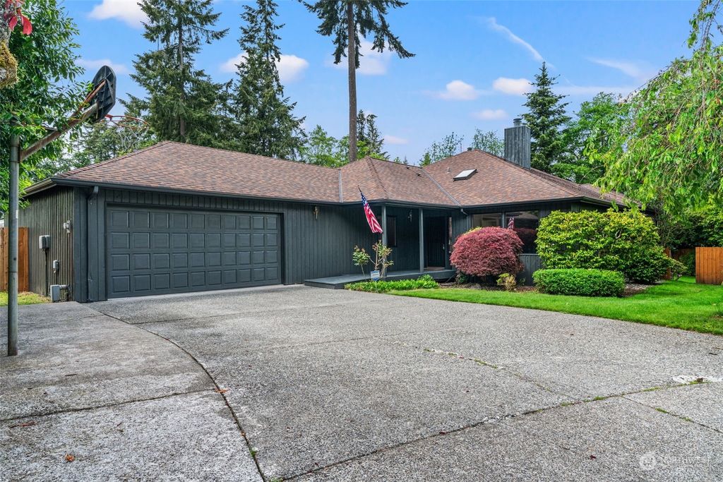 Photo of 15106 59th Place W, Edmonds, WA 98026 (MLS # 2244729)