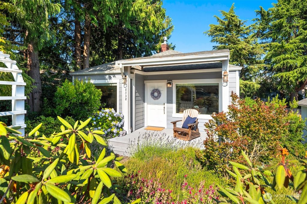 Photo of 8538 19th Avenue NW, Seattle, WA 98117 (MLS # 2555150)