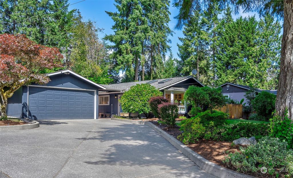 Photo of 3925 161st Avenue SE, Bellevue, WA 98006 (MLS # 2139886)