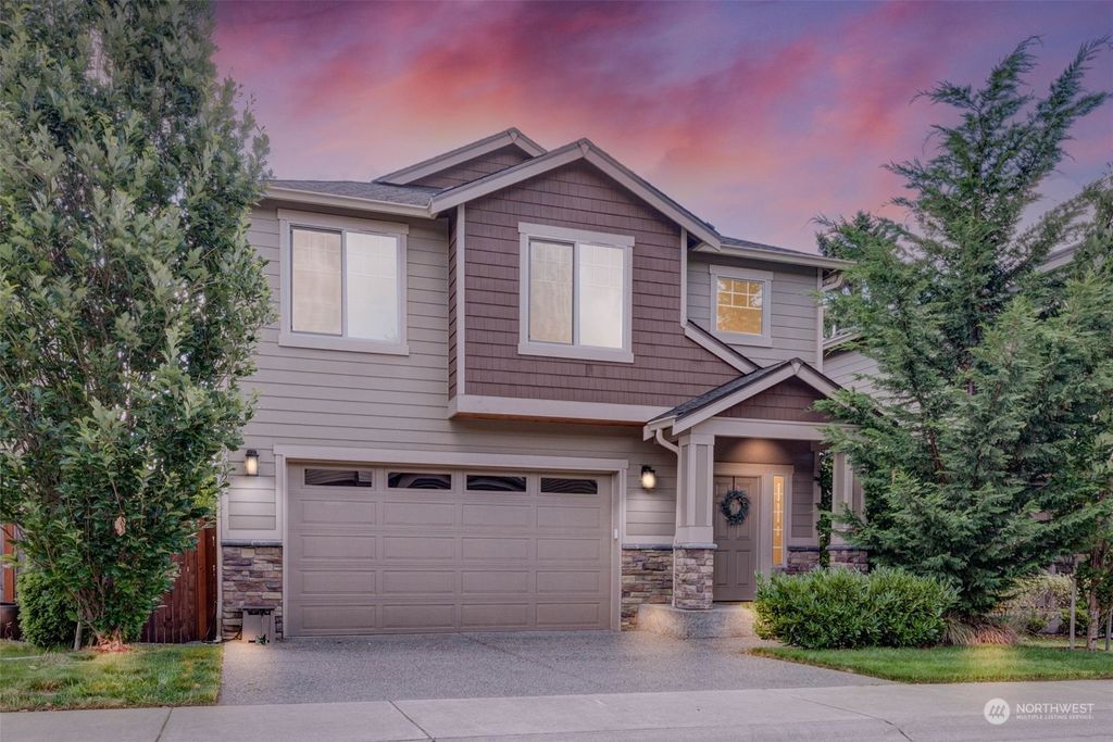 Photo of 4712 167th Street SW, Lynnwood, WA 98037 (MLS # 2142027)