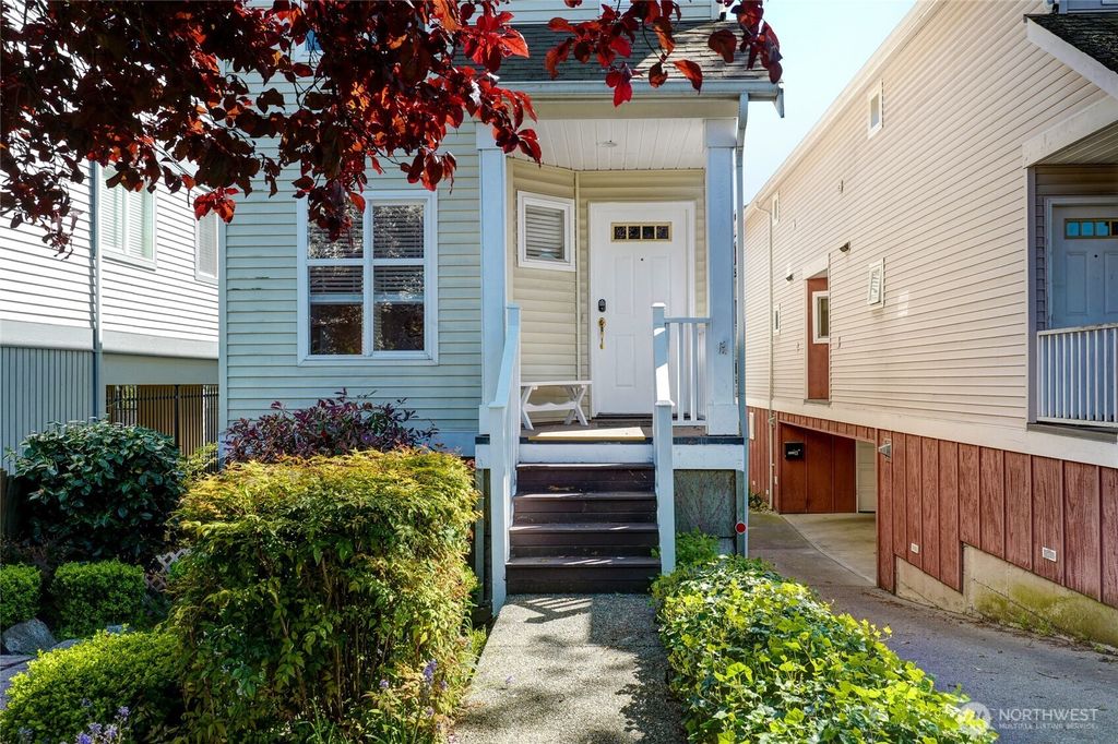 Photo of 1123 A N 93rd Street, Seattle, WA 98103 (MLS # 2324812)