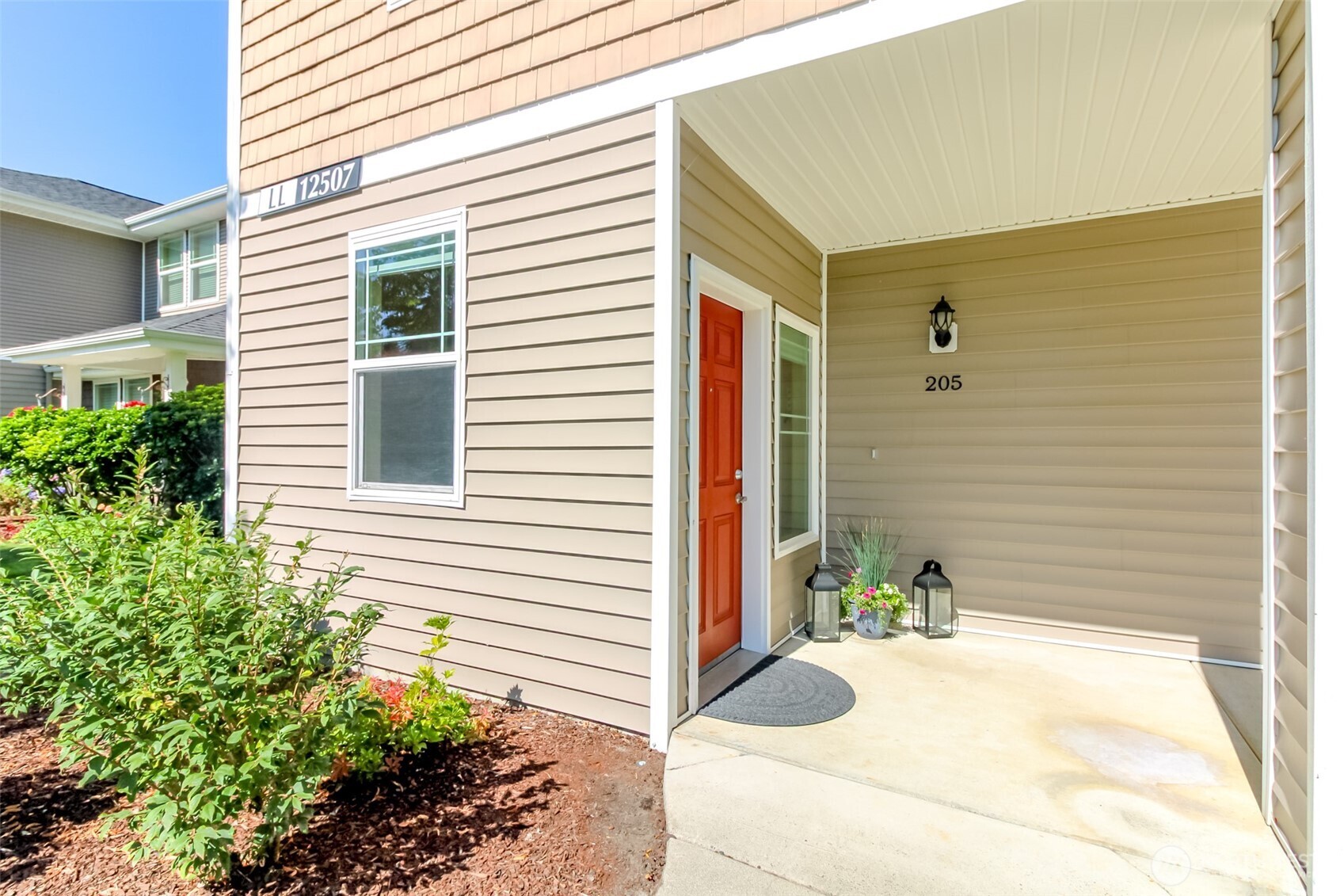 12507 172nd Street E LL205