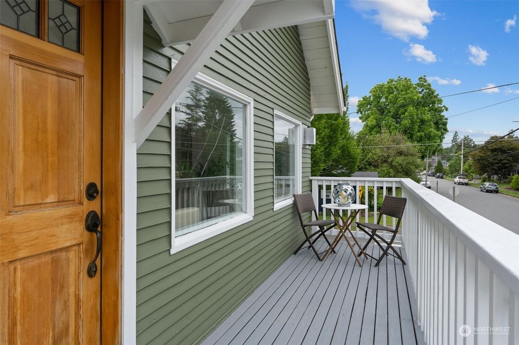 Photo of 8221 Silva Avenue SE, Snoqualmie, WA 98065 (MLS # 2127514)