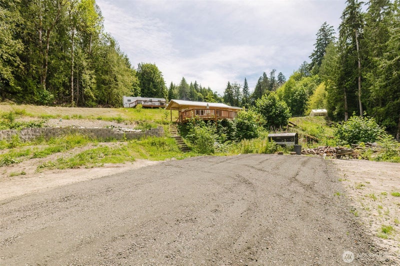 200 E Cove Drive