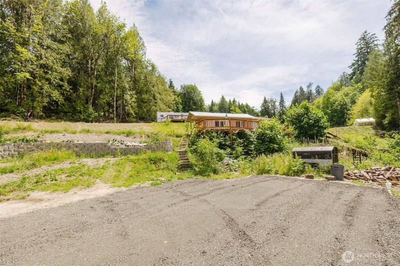 200 E Cove Drive