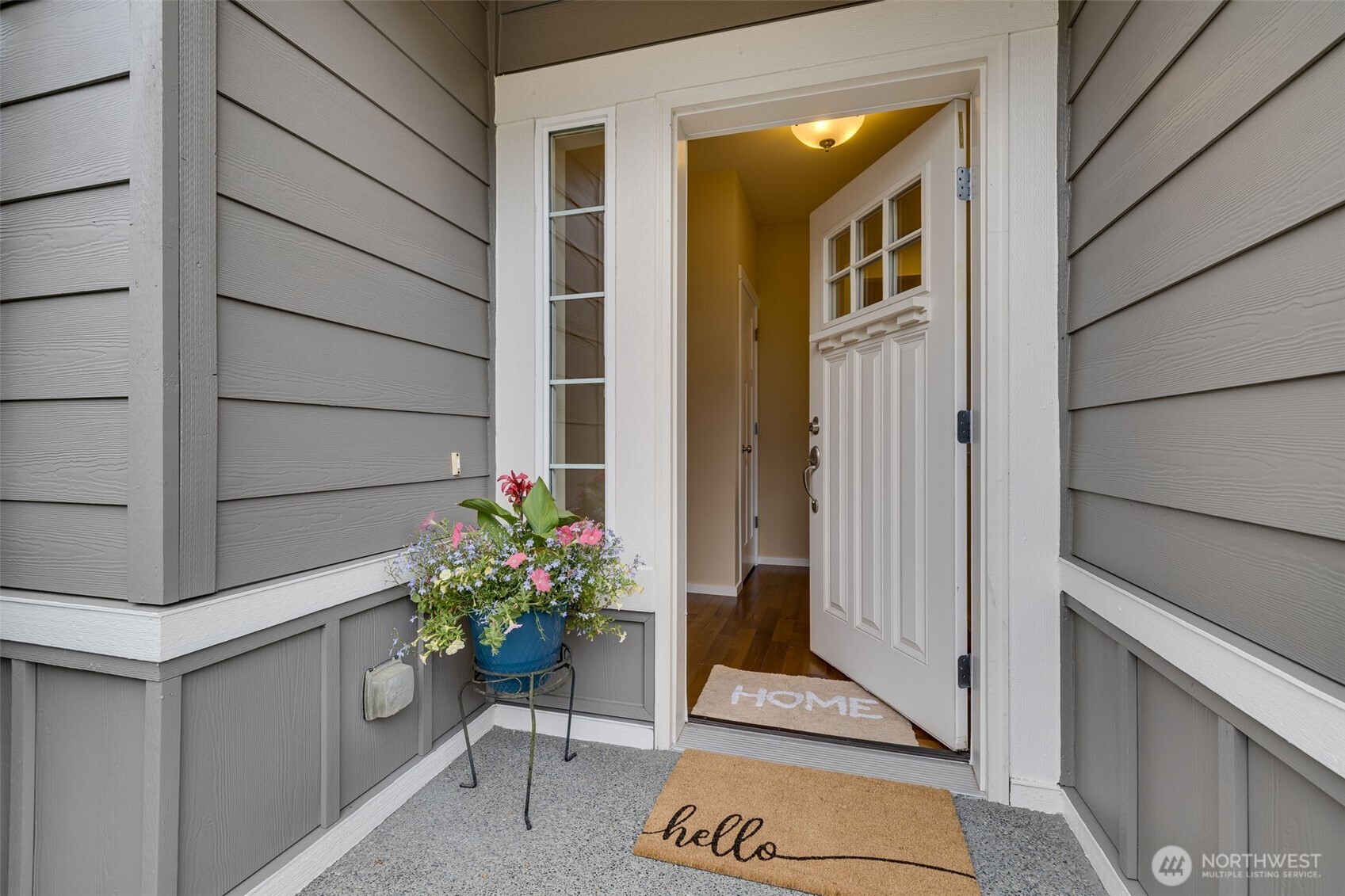 1227 93rd Drive NE