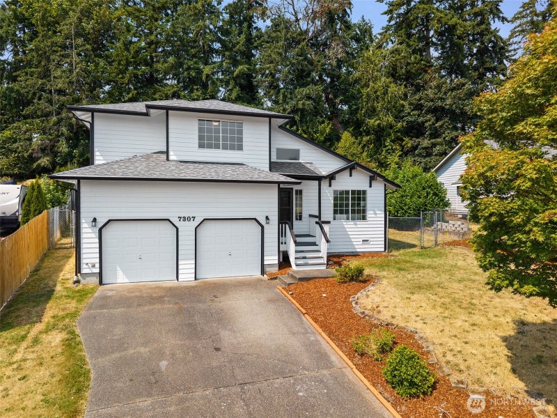 7307 Morning View Avenue NE
