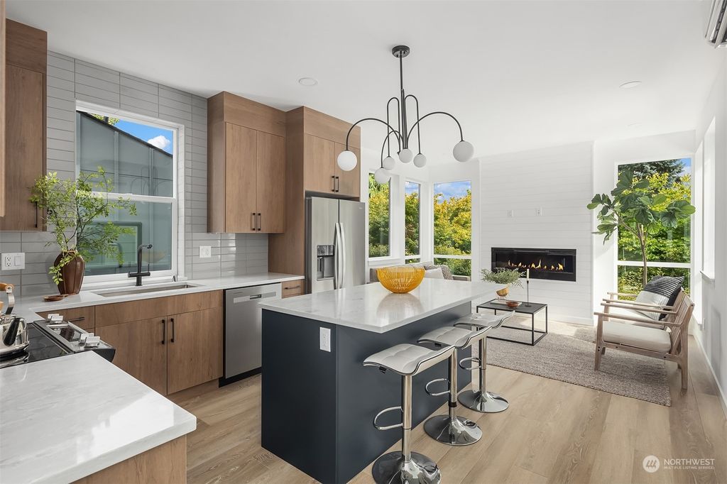 Photo of 1210 NE 96th Street #B, Seattle, WA 98115 (MLS # 2294630)