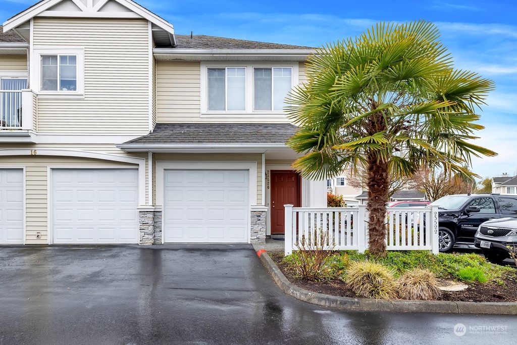 Photo of 23520 55th Avenue S #16-5, Kent, WA 98032 (MLS # 2049138)