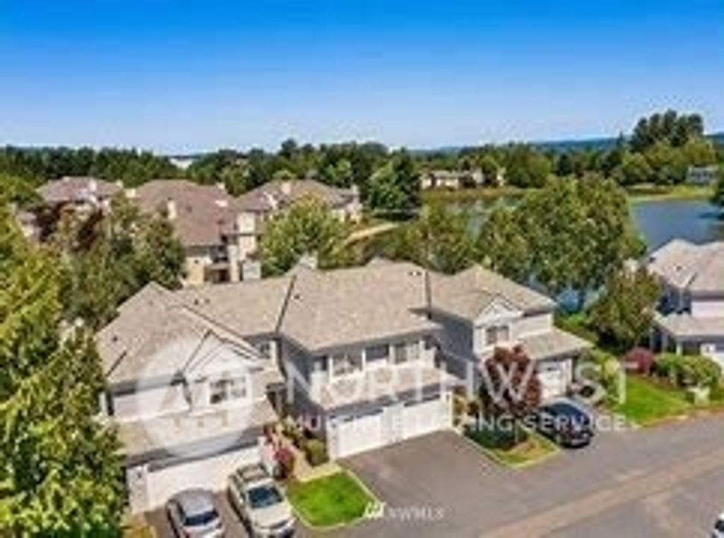 Photo of 23520 55th Avenue S #16-5, Kent, WA 98032 (MLS # 2049138)