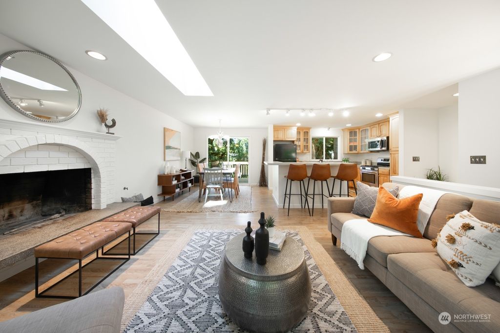 Photo of 20130 81st Avenue W, Edmonds, WA 98026 (MLS # 2068935)