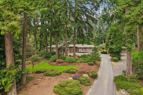 Photo of 21611 45th Avenue SE, Bothell, WA 98021 (MLS # 2507516)