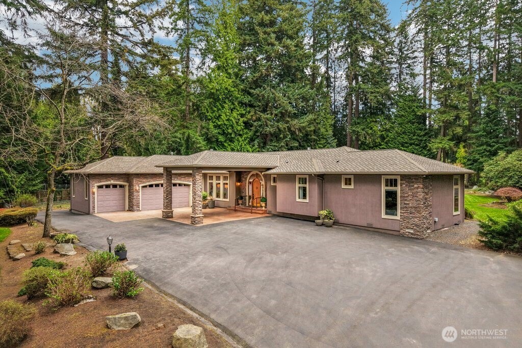 21611 45th Avenue SE