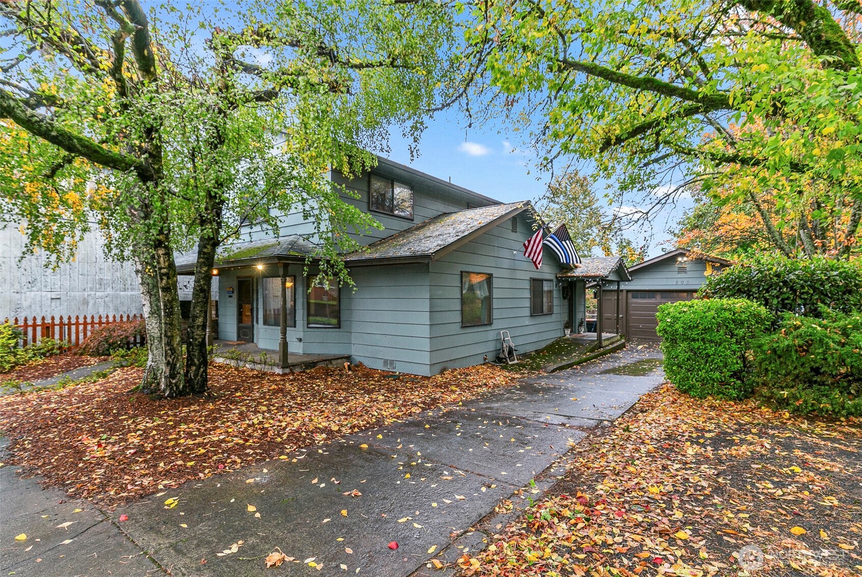 203 Columbia Street