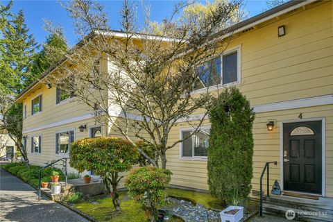 Photo of 14777 NE 51st Street #L4, Bellevue, WA 98007 (MLS # 2508737)