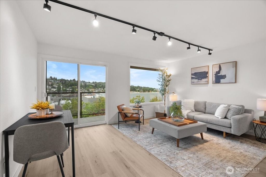 Photo of 3420 15th Avenue W #307, Seattle, WA 98119 (MLS # 2524210)