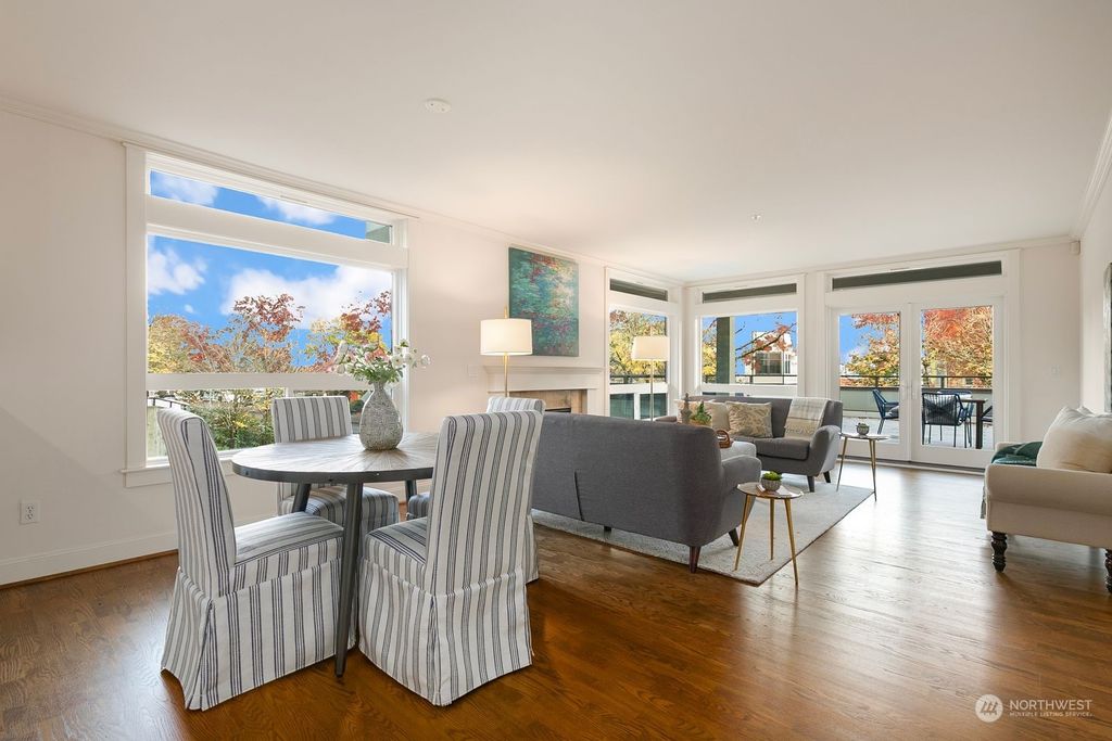 Photo of 121 Lakeside Avenue #201, Seattle, WA 98122 (MLS # 2174536)