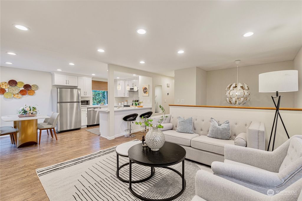 Photo of 8004 NE 123rd Street, Kirkland, WA 98034 (MLS # 2063285)