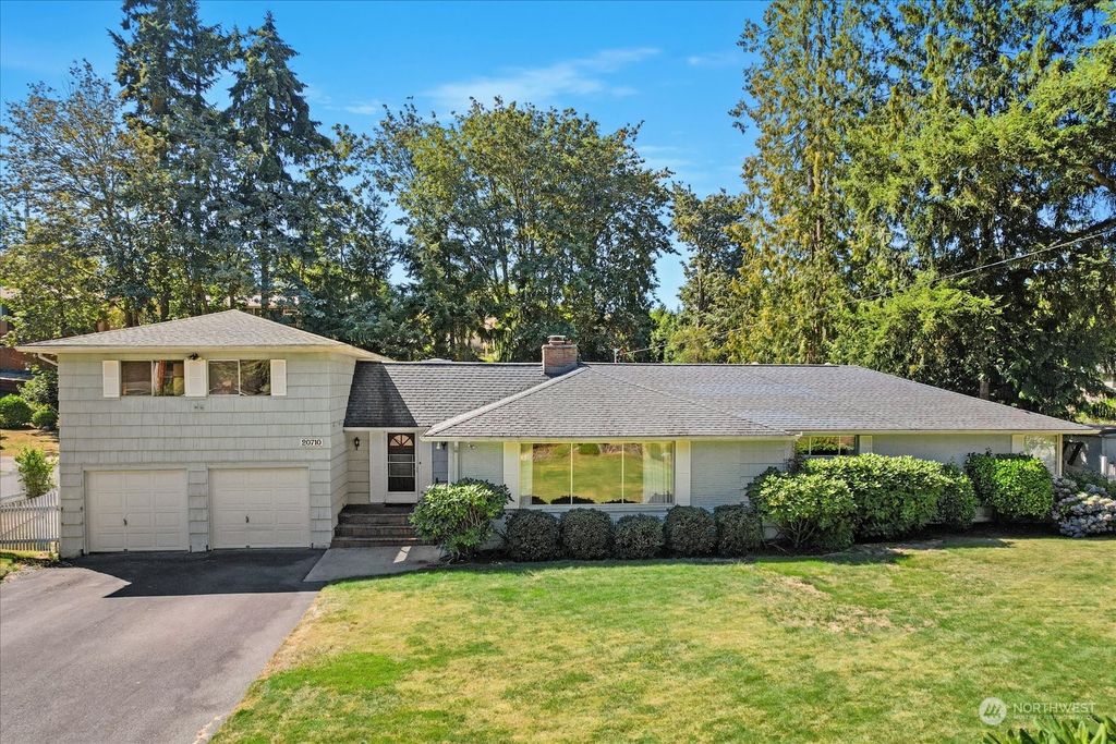 Photo of 20710 86th Place W, Edmonds, WA 98026 (MLS # 2039789)