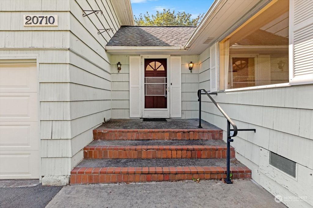 Photo of 20710 86th Place W, Edmonds, WA 98026 (MLS # 2039789)