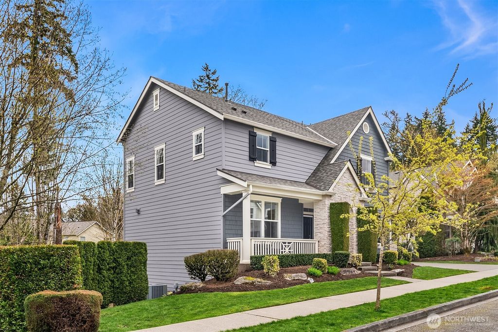 Photo of 15328 128th Avenue NE, Woodinville, WA 98072 (MLS # 2354270)