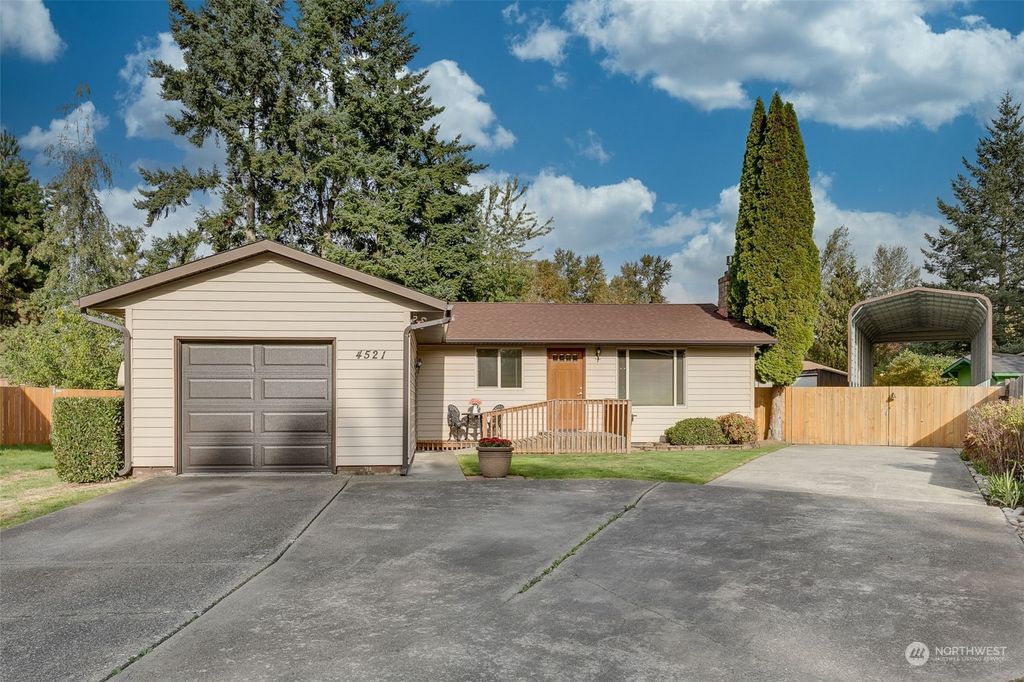 Photo of 4521 132nd Place NE, Marysville, WA 98271 (MLS # 2172404)