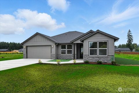 Photo of 121 GASSMAN Road, Castle Rock, WA 98611 (MLS # 2404954)