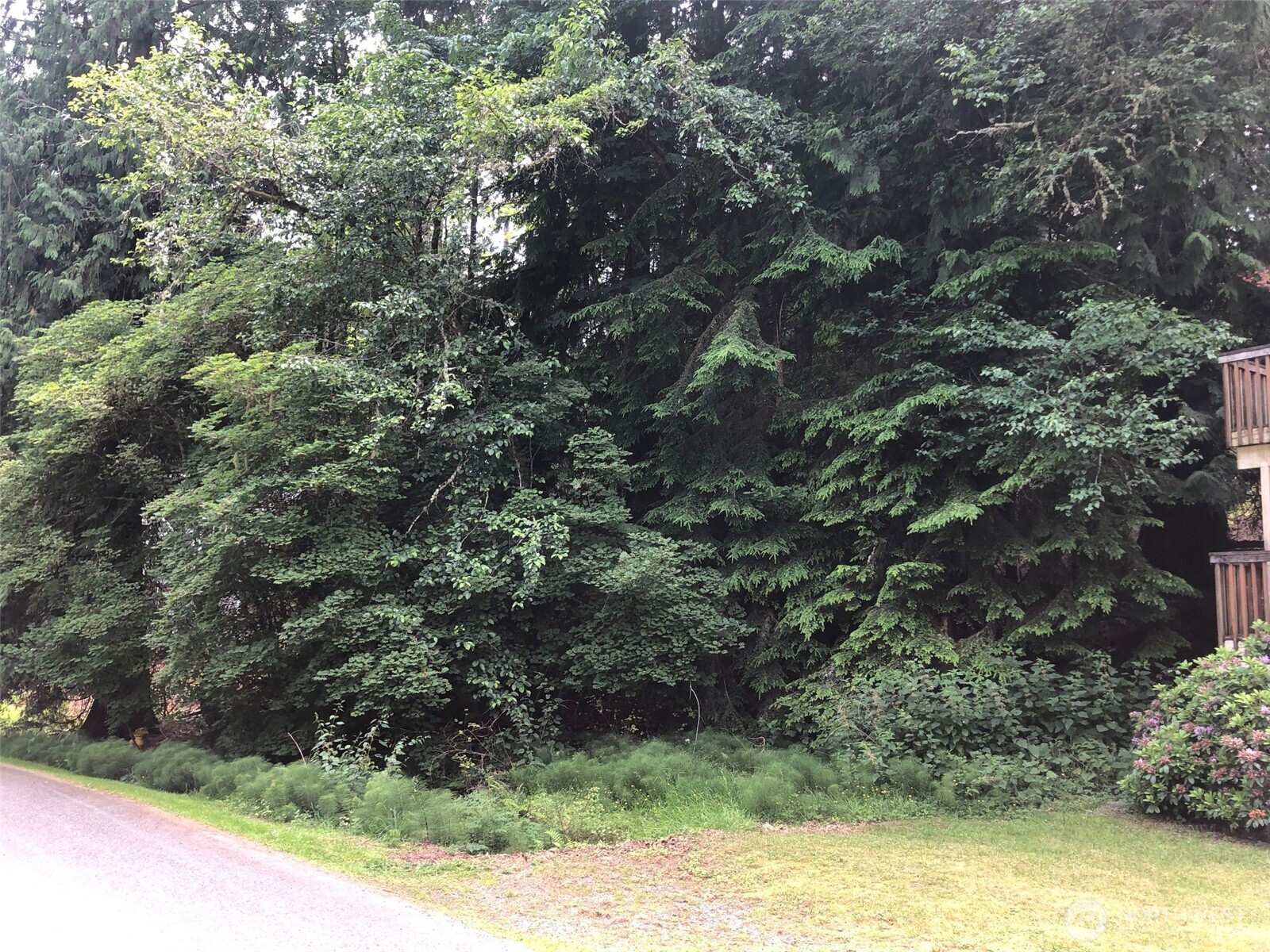 8 Twin Flower Circle