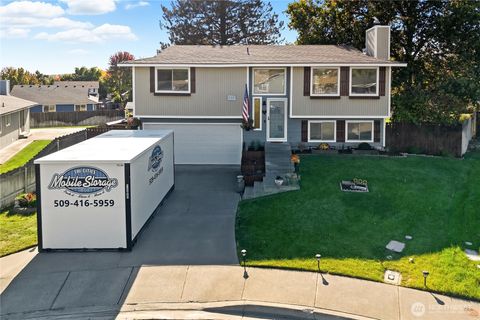 Photo of 5323 Chukar Court, West Richland, WA 99353 (MLS # 2445025)